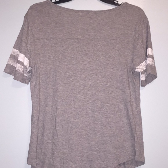 Tshirt - Picture 2 of 2